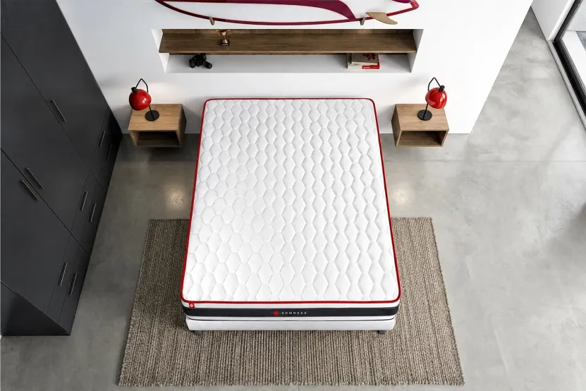 Matelas 140x190 cm Ressorts ensachés et Mémoire de forme - Energy