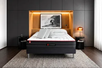 Pack lit complet 140x190 cm - Matelas + Sommier Noir (en kit) + 2 oreillers + Couette - Boost
